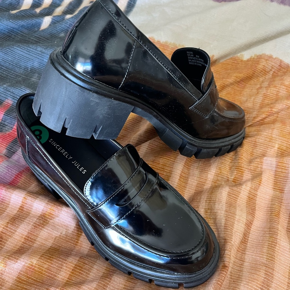 Chunky loafers
